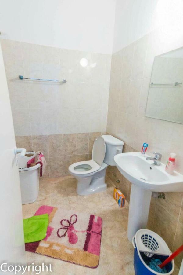 By The Sea Apartment Paphos Exterior foto
